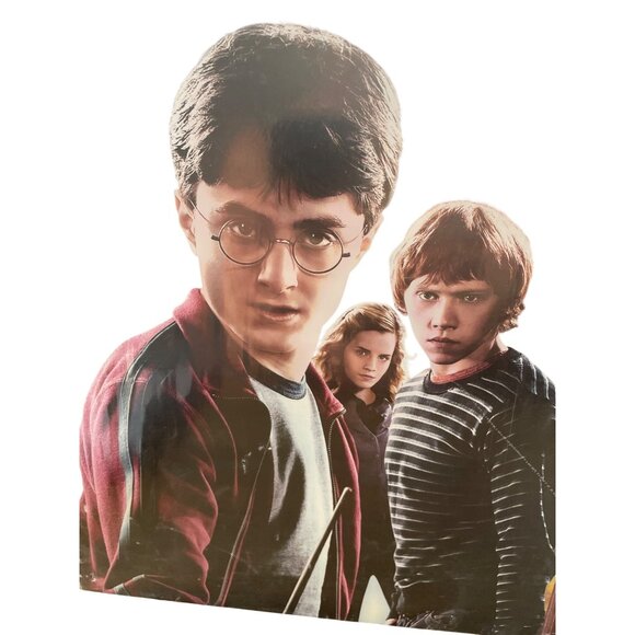 Harry Potter Edition Clue Board Game Dark Magic At Hogwarts sealed SKU 8632 - Picture 10 of 12